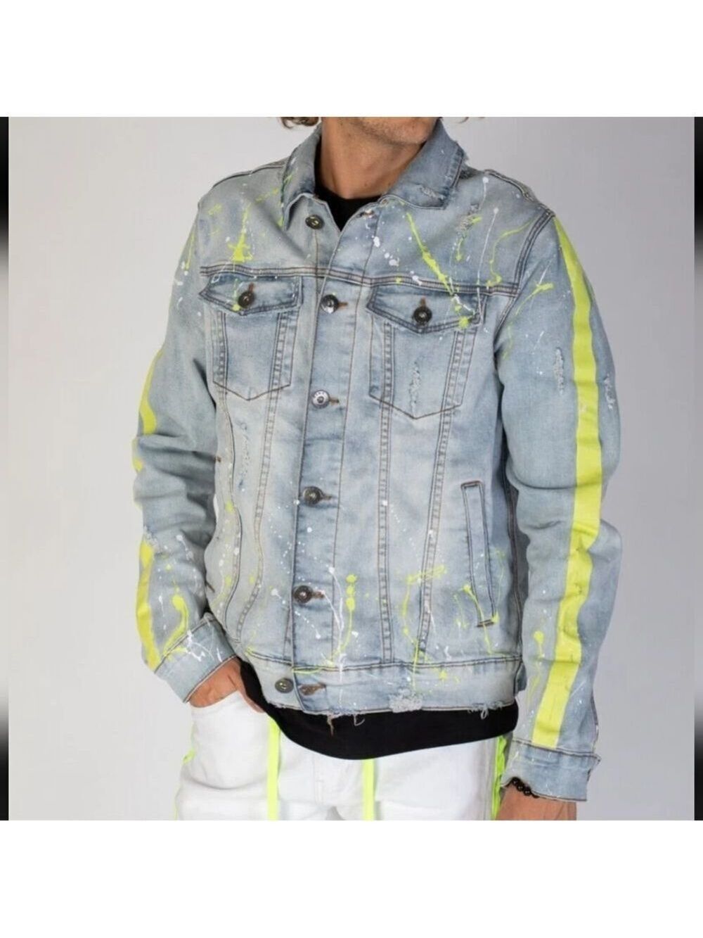 3025 NWT KDNK Denim Jacket Men’s Lt Blue Distressed Paint Splatter LG